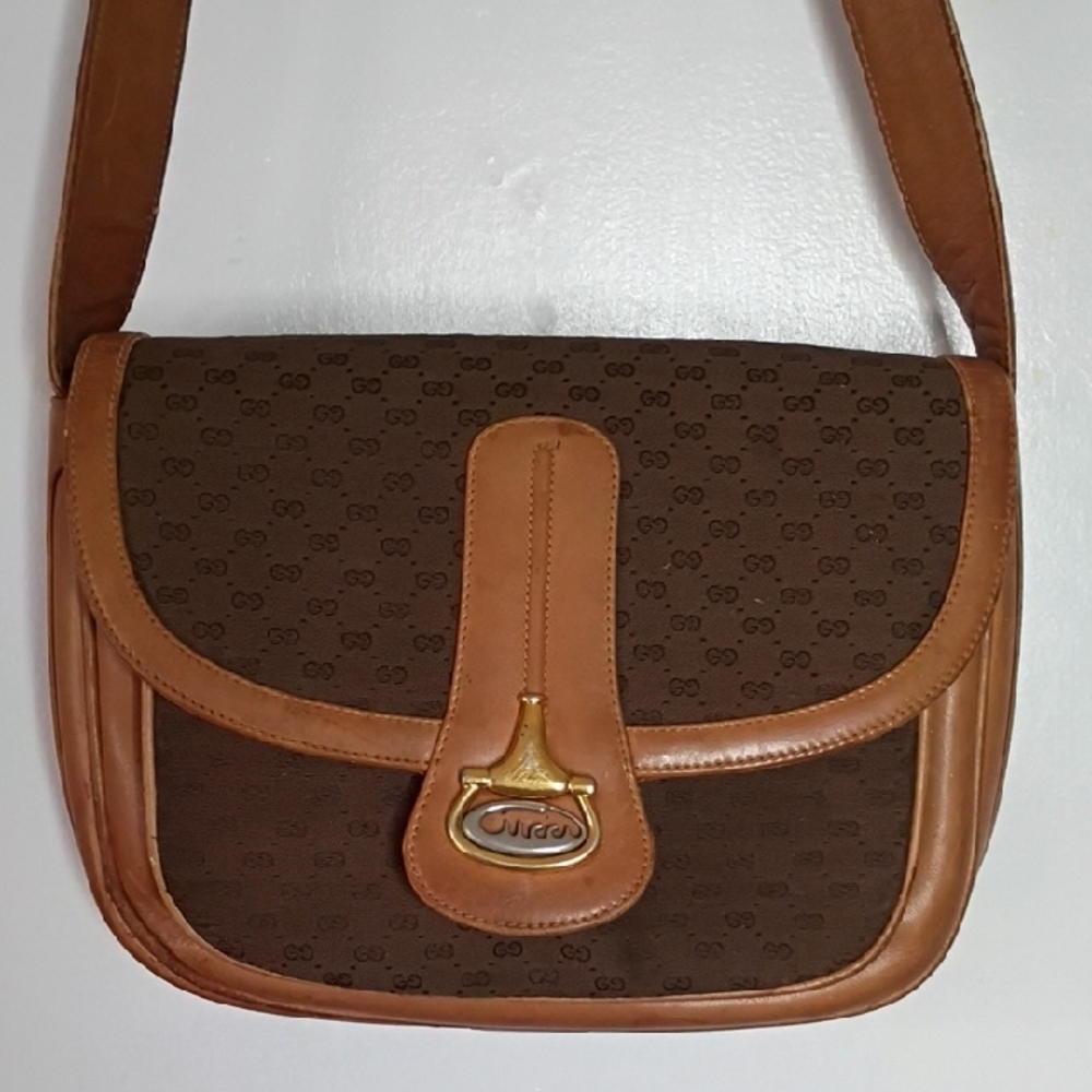 Gucci Brown and Tan Monogram Crossbody Bag - Picture 2 of 15